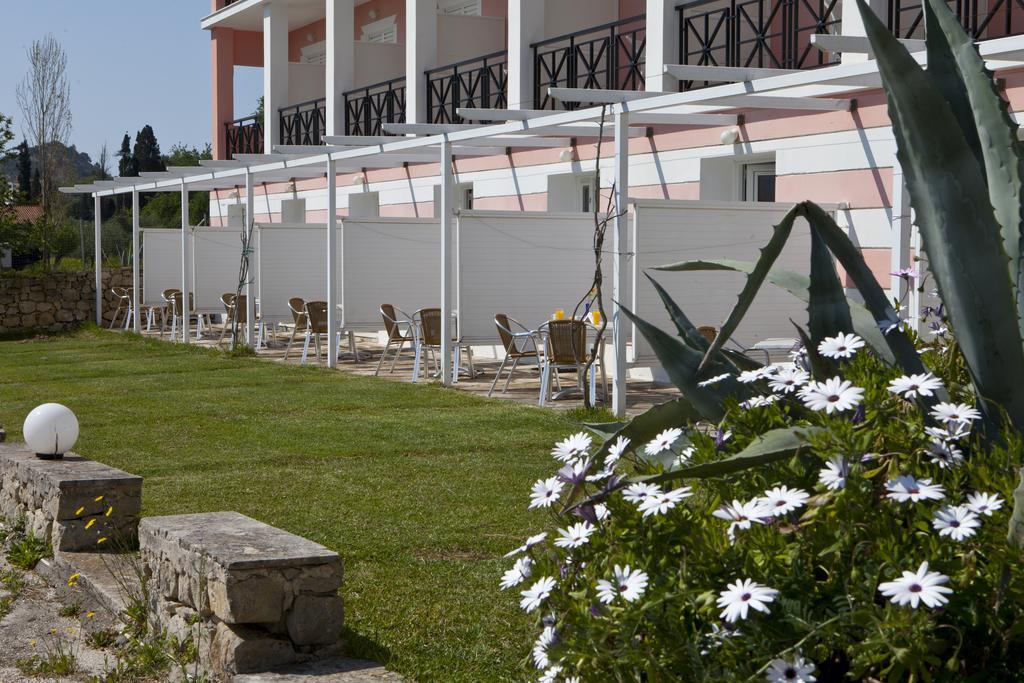 Palatino Hotel Ліксурі Екстер'єр фото