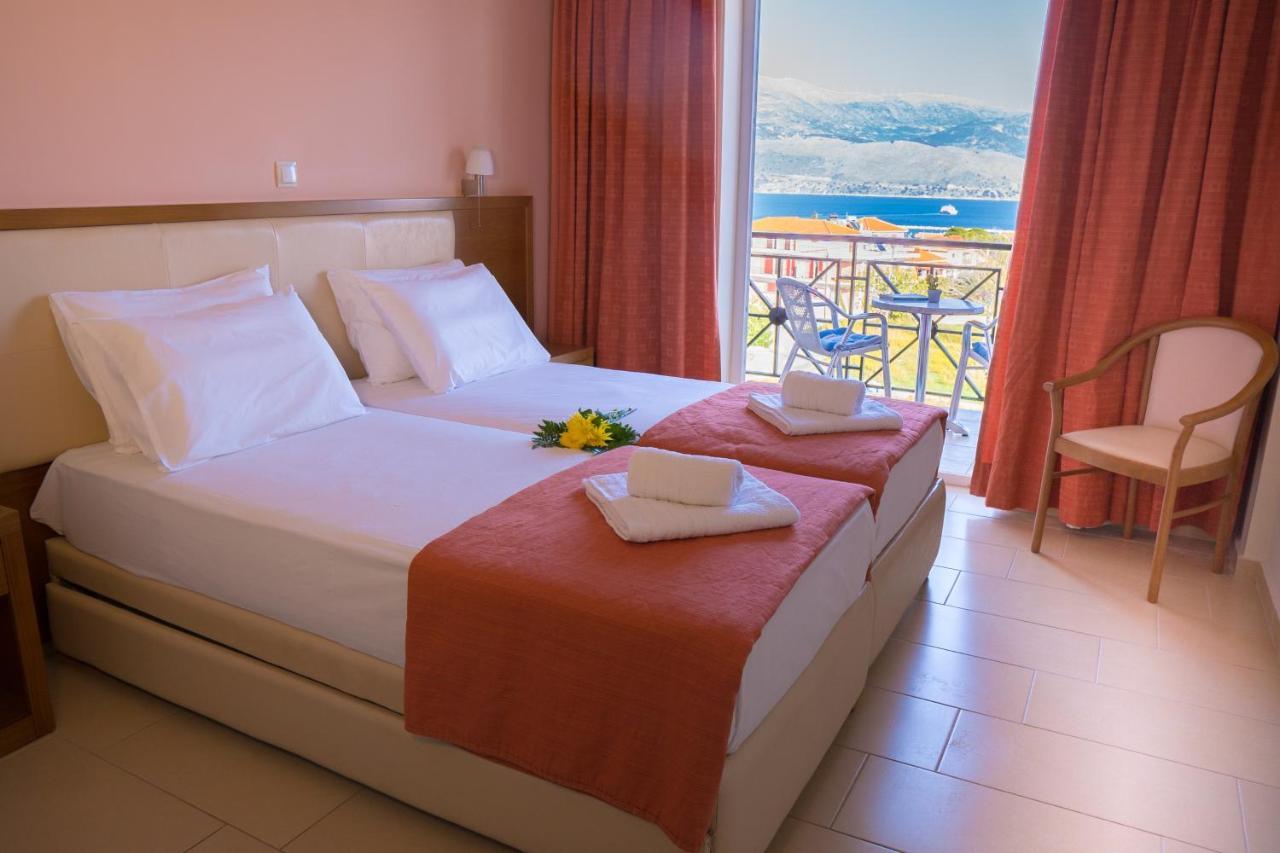 Palatino Hotel Ліксурі Екстер'єр фото