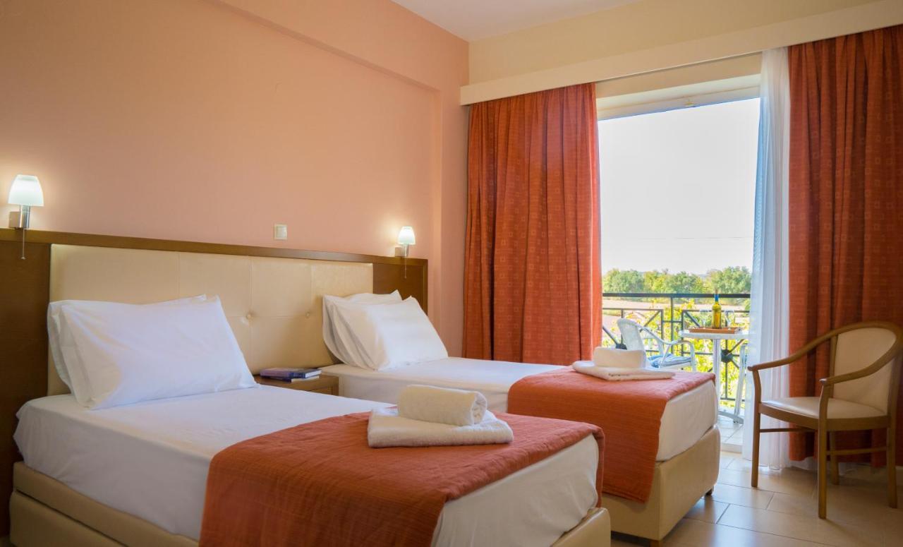 Palatino Hotel Ліксурі Екстер'єр фото