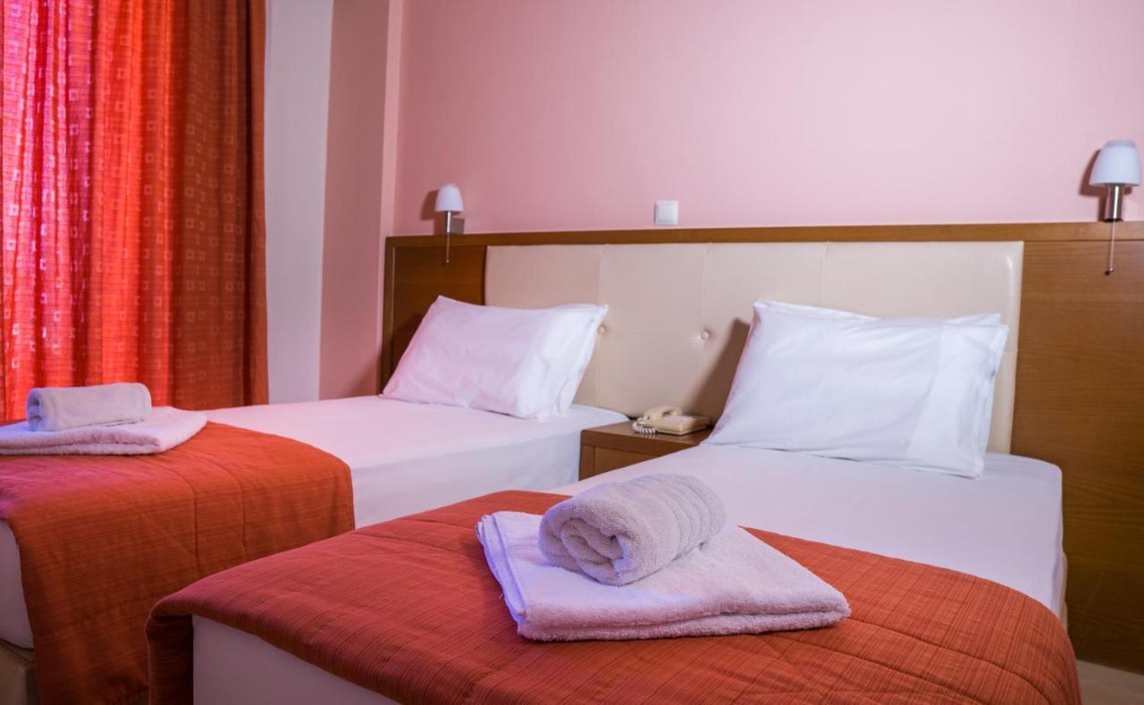 Palatino Hotel Ліксурі Екстер'єр фото