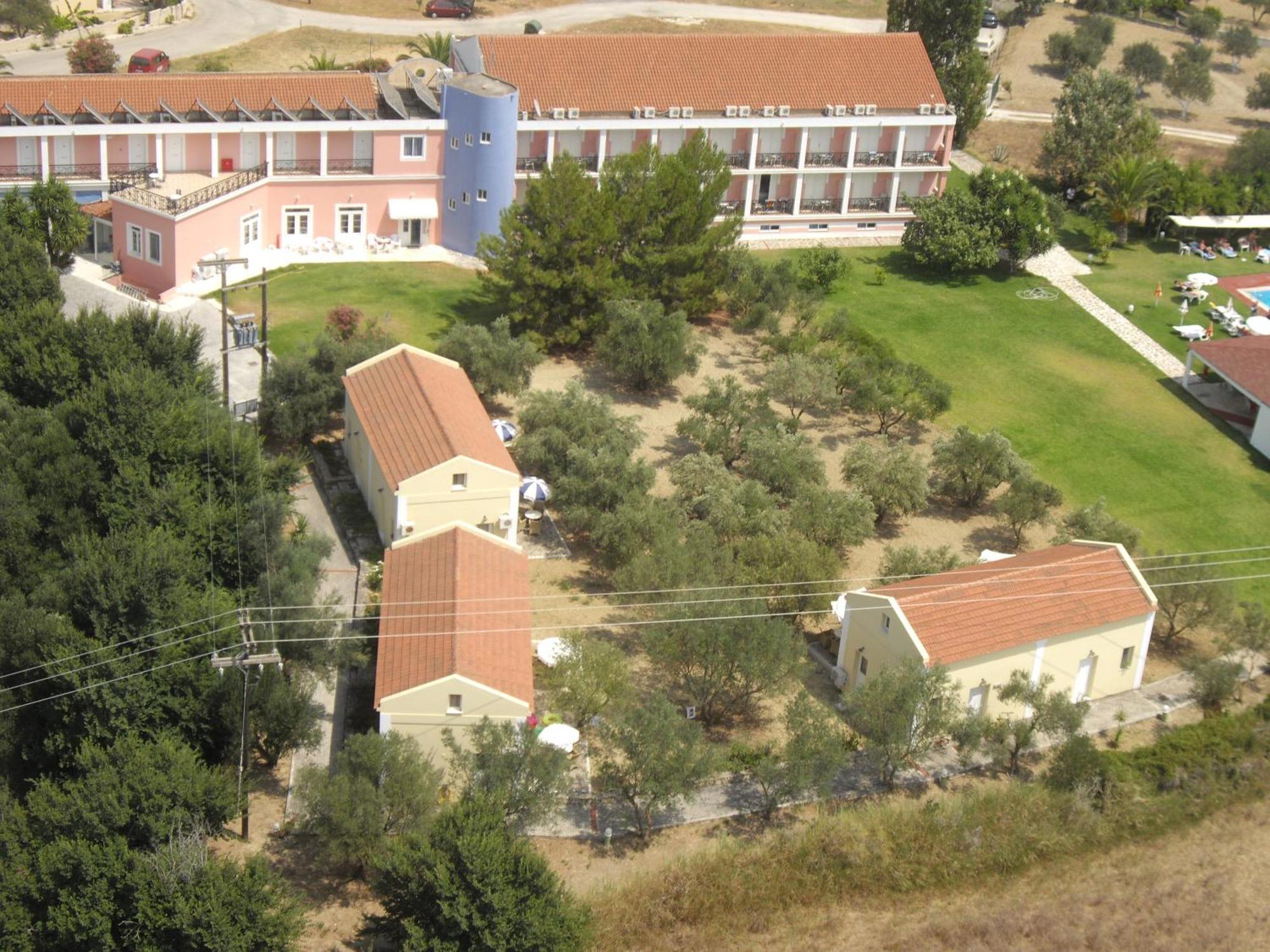 Palatino Hotel Ліксурі Екстер'єр фото